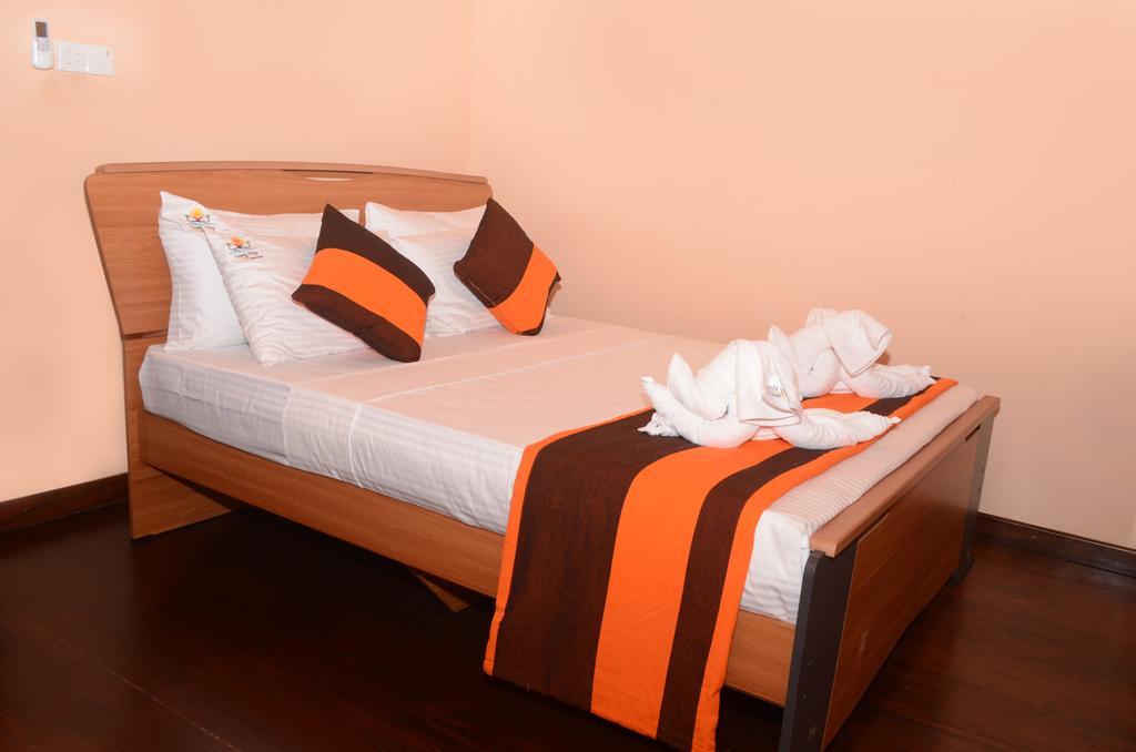 Lovely Villa Negombo Ettukala 外观 照片