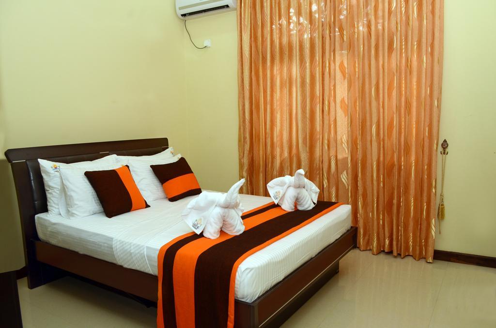 Lovely Villa Negombo Ettukala 外观 照片